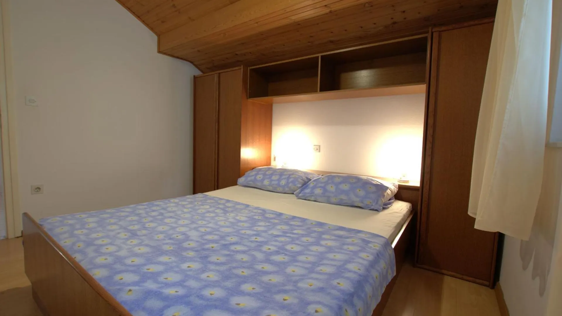 Apartment Ribaric Banjol Croatia